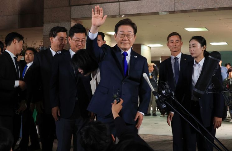 이재명 "우리 국민들의 위대한 결정에 경의… 최선 다하겠다"