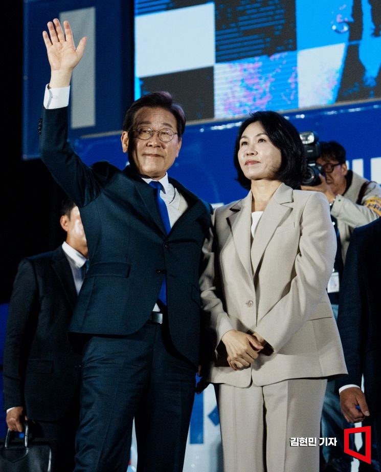 [포토] 이재명 "제1사명은 내란 극복... 통합은 대통령 책임"