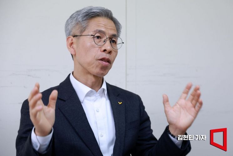 "찍어주지 못해 미안해"…투표 끝나자 권영국에 13억 후원 폭주 