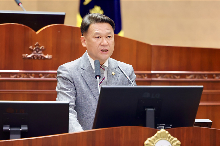 권오중 천안시의원 "노후 하수관로 79%...싱크홀 대비해야"