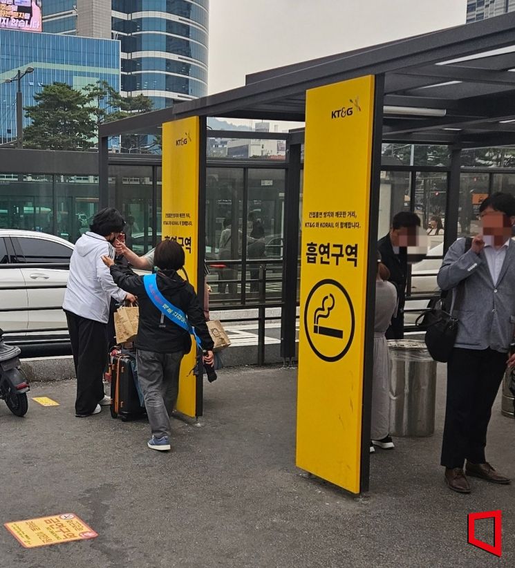 [어떻게 생각하십니까]서울역 광장까지…금연구역 계속 확대