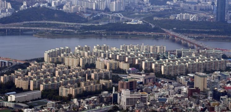 서울 강남구 압구정 현대아파트. 김현민 기자