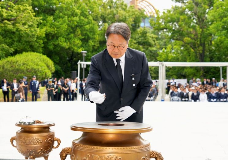 강기정 시장, 현충일 추념사…"틈새 없는 보훈"