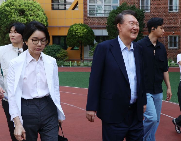 尹, 내일 내란 혐의 6차 재판…대선 이후 처음