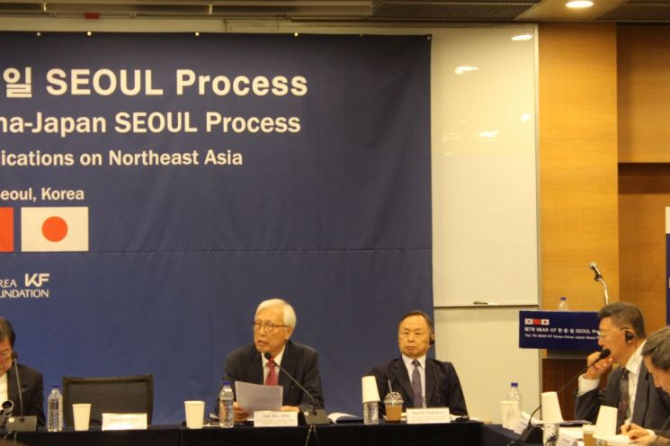 신각수 前주일대사 "트럼프 1기 북핵 협상때 '中패싱' 아쉬워"