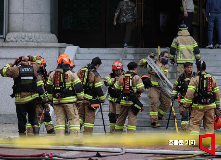 [포토] 한국불교역사문화기념관 화재 진화 완료