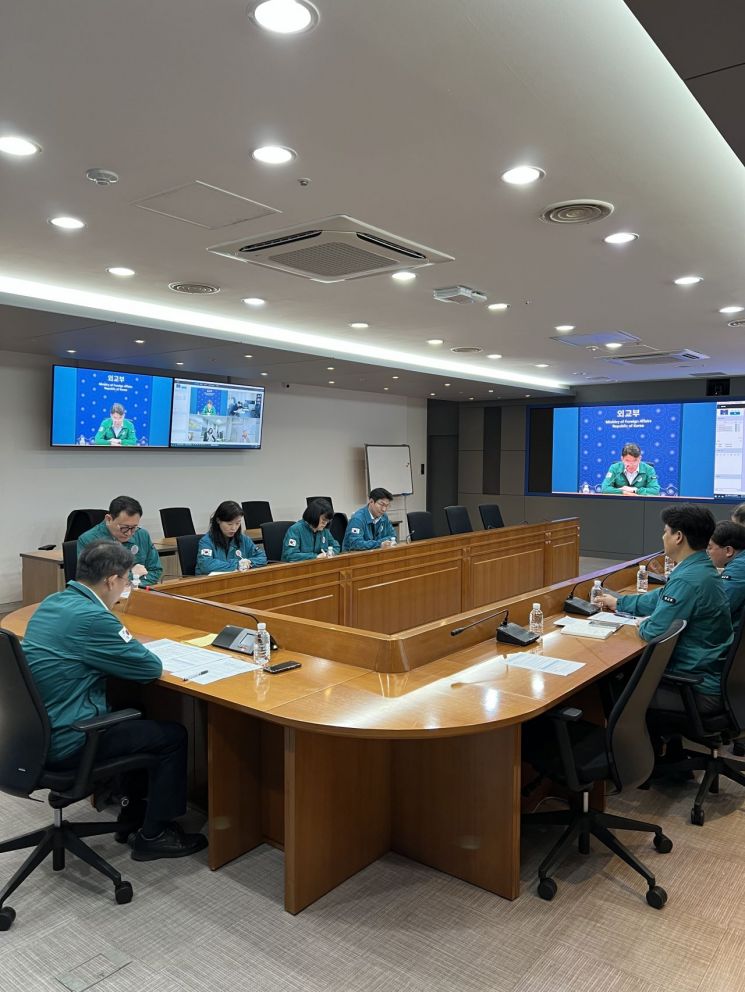 외교부 "LA시위, 한국인 피해사례 현재까지 없어"