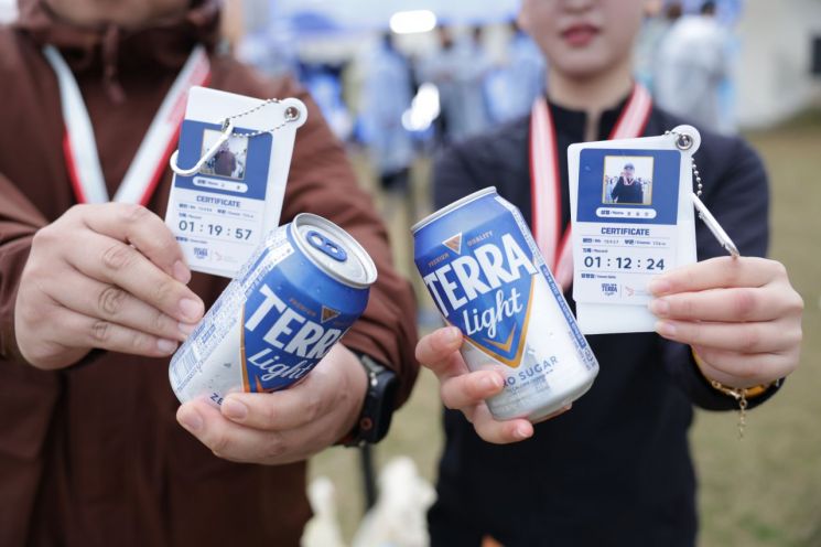 하이트진로, 배우 주지훈과 함께 '테라 라이트' 여름 사냥 