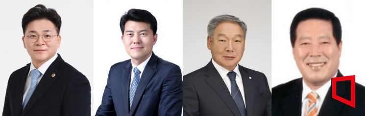 사진좌측부터 김민수충남도의원, 김기서 충남도의원, 이용우 전 부여군수, 조길연충남도의원