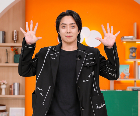 은지원이 '돌싱글즈5' 제작발표회에 참석했다. MBN