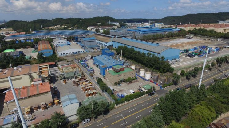 경북 포항의 철강산업단지 한가운데 자리 잡은 중소기업 광우 공장의 전경. 광우 제공