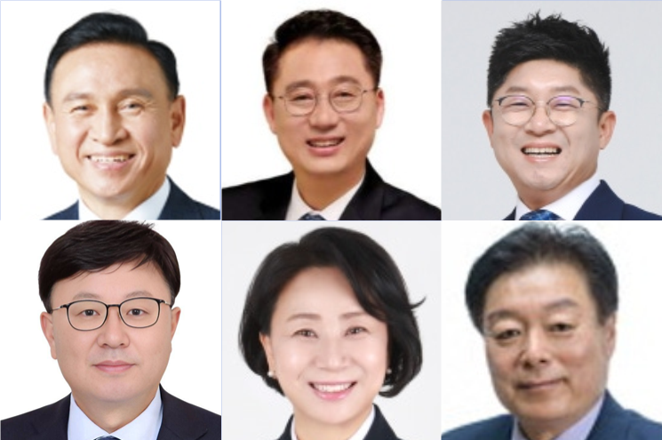 (왼쪽부터 시계방향) 구본영, 김선태, 김영수, 이규희, 박남주, 김영만.