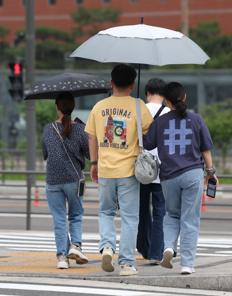 [주말 날씨] 광주·전남 비 소식…남해안 최고 120㎜