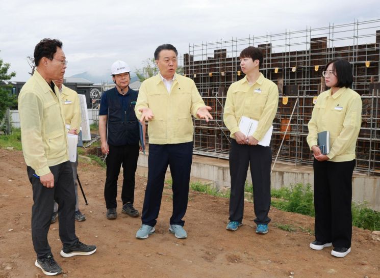 구복규 화순군수, 장마철 대형건설 현장 특별 점검