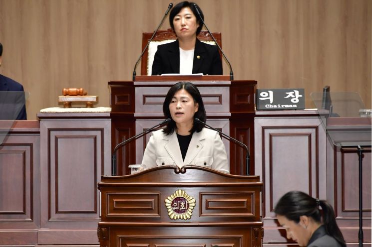 최지현 광주시의회 의원이 16일 제332회 정례회에서 '5분 자유발언'을 하고 있다. 광주시의회 제공