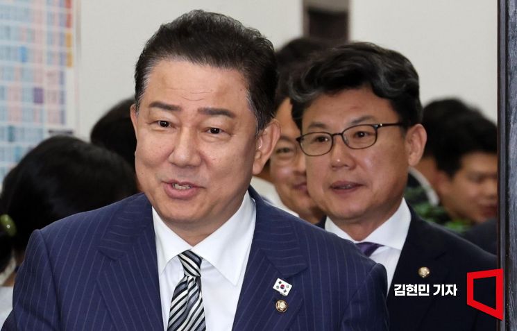 [포토] 김병기 "국민 체감 '민생회복지원금' 추경, 빠르게 집행할 것"