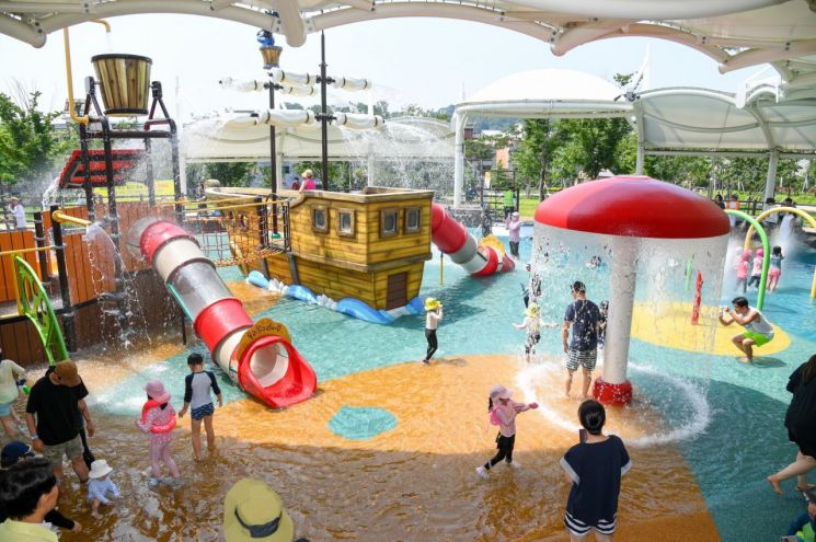 영주시, 여름철 무더위 날릴 '가흥안뜰공원 물놀이장' 23일 개장