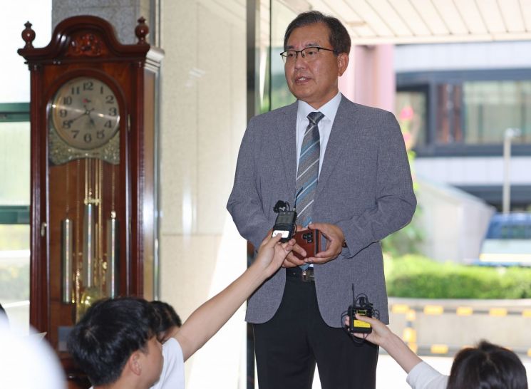 '채상병 특검' 이명현 "특검보 후보 8명 추천 마쳐"