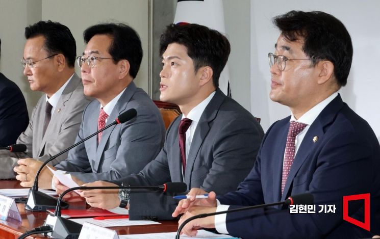 [포토] 김용태, 김민석 인선 "정권 전체 도덕성 무너져... 철회하라" 직격