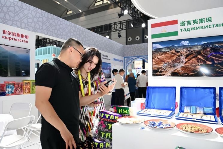 전자상거래부터 관광까지… 중국·중앙아시아 ‘실용 협력’ 가속