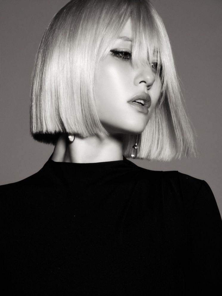 전소미 새 디지털 싱글 'EXTRA'(엑스트라) 티저 이미지. 더블랙레이블