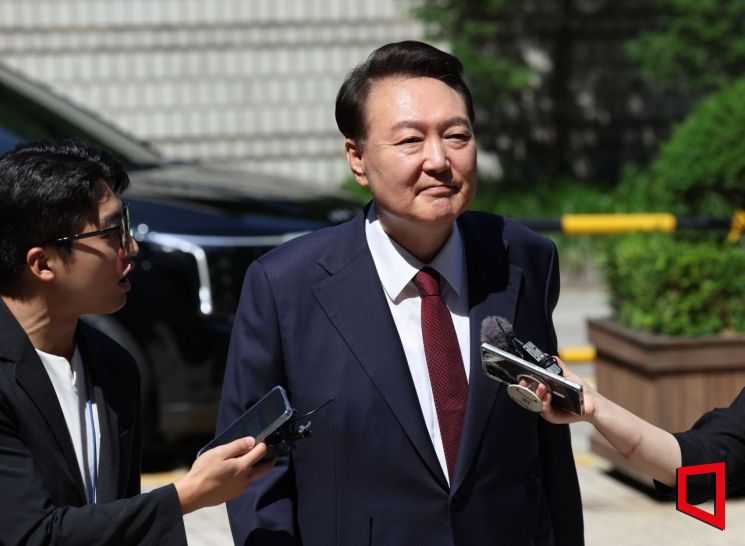 [속보]내란특검 “나올지는 尹측이 결정…조사 이뤄지길 바라”