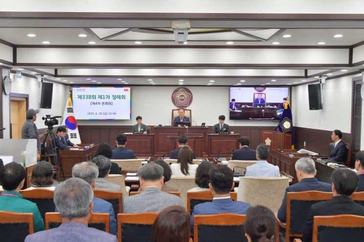 동두천시의회 제1차 정례회 폐회…결산승인안 등 22건 원안 가결
