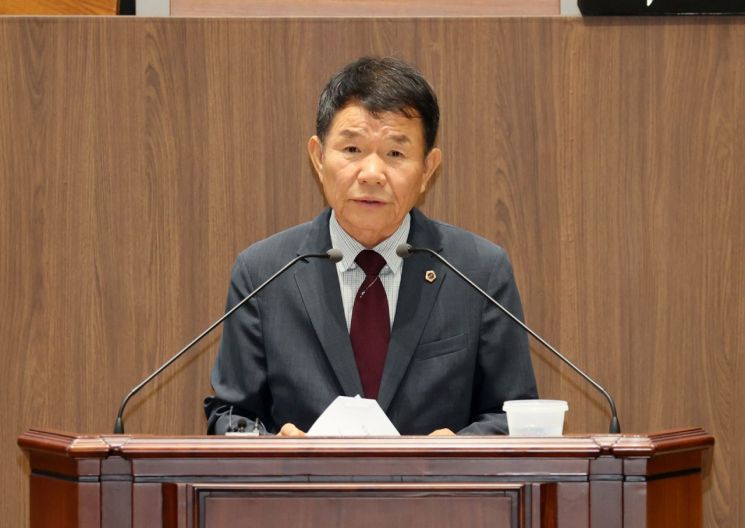 충남도의회 정광섭 의원이 5분발언을 하고 있다./충남도의회 제공