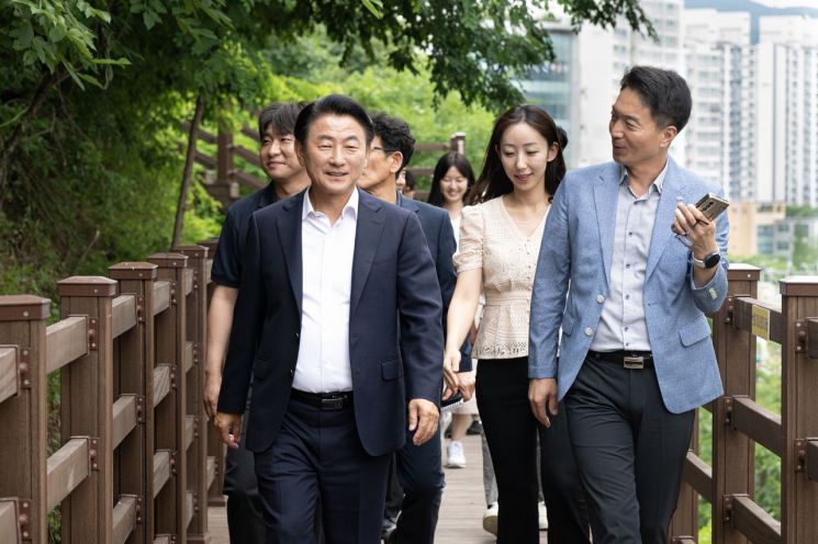 김동근 시장 "공공기관·민간이 함께 성장하는 기업도시 만들 것"