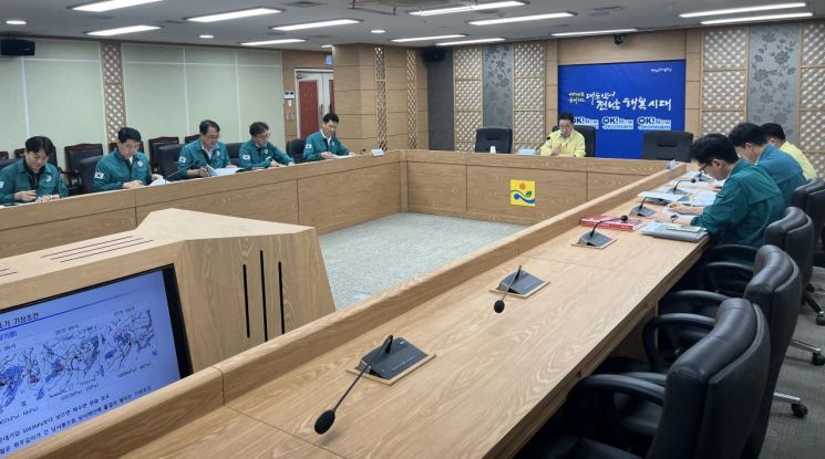 전라남도는 대조기를 맞아 지난 24일 침수피해 예방·대응 대책회의를 진행했다. 전남도 제공