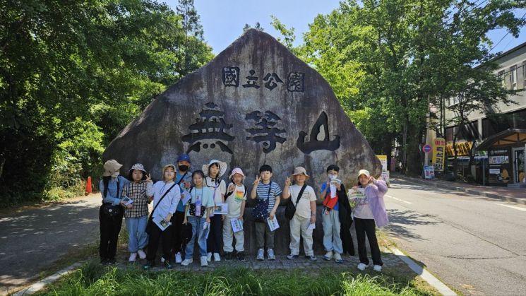 학교 옆, ‘동구의 인물’을 만나다 사진.