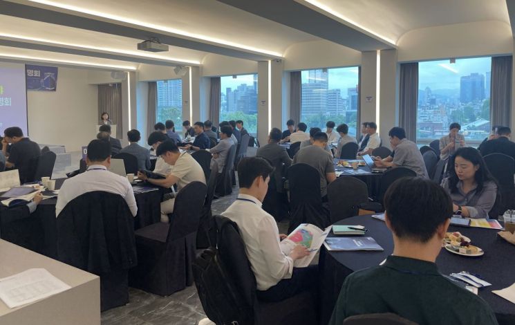 전남도, 화학·물류 기업 대상 투자유치…행정력 집중