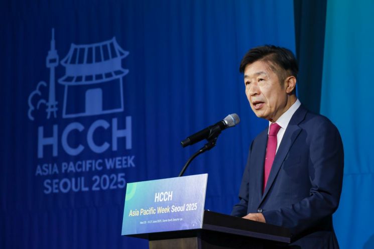 ‘HCCH 아시아·태평양 주간 서울 2025’에서 축사를 하고 있는 전성수 서초구청장. 서초구 제공.