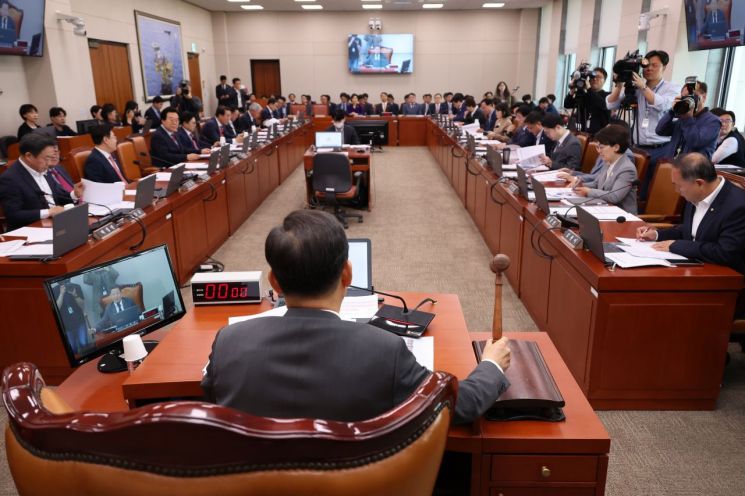 산업통상자원중소벤처기업위원회 전체회의 연합뉴스
