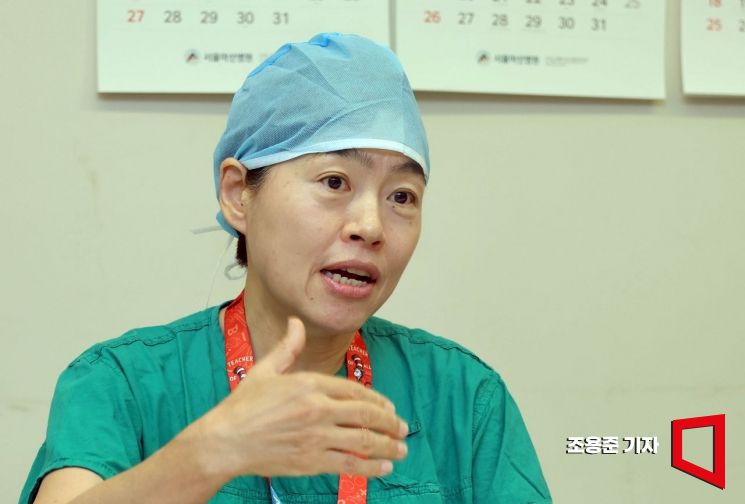 원혜성 서울아산병원 산부인과 교수가 서울 송파구 아산병원에서 아시아경제와 인터뷰 하고 있다. 조용준 기자