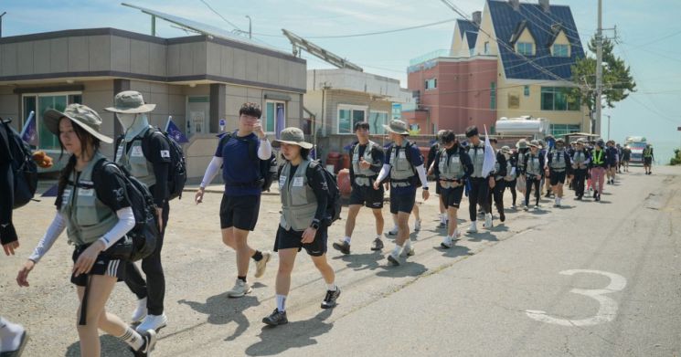 발 맞춰 한 걸음씩… 대구가톨릭대, 111㎞ '함께 걷길'로 개교 111주년 빛냈다