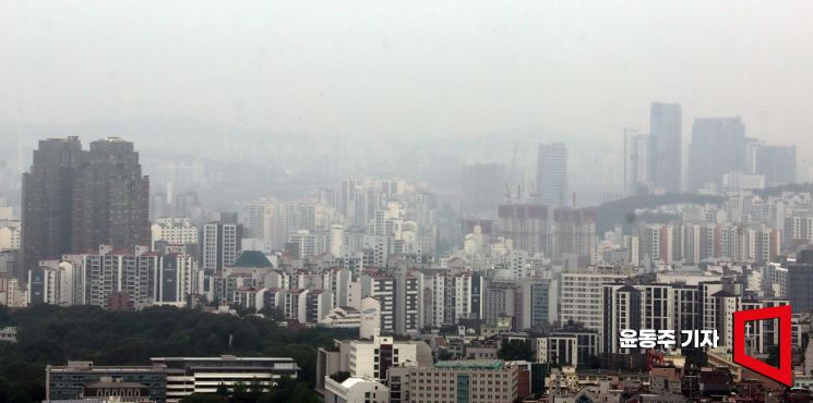 서울 남산에서 바라본 서울 마포구 아파트 단지 전경