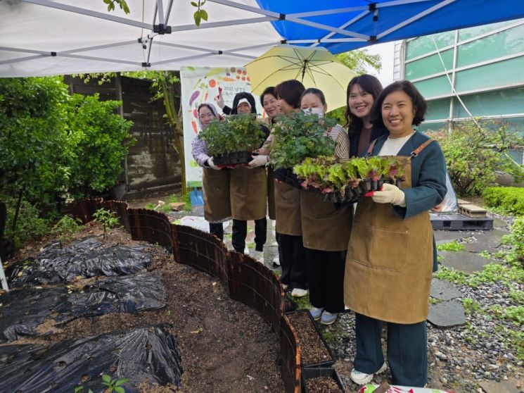 용산구, 남영동서 ‘온기 텃밭’으로 고독사 예방
