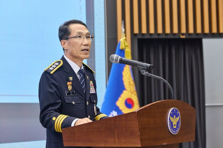 유재성 신임 경찰청장 직무대행이 발언을 하고 있다. 경찰청 제공