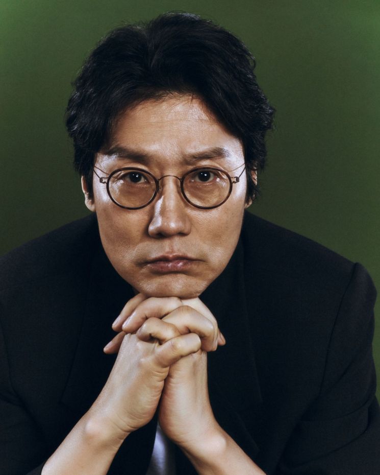 '오징어게임3'을 연출한 황동혁 감독이 30일 국내 언론과 인터뷰를 가지고 있다. 넷플릭스