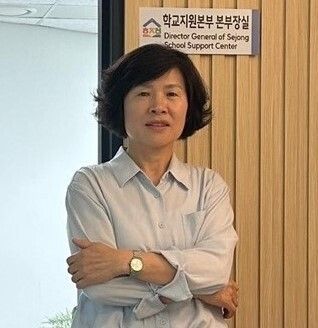 세종시교육청 초대 학교지원본부장을 맡아 학교지원을 총괄하고 있는 이미자 부이사관. / 사진= 충청취재본부 김기완