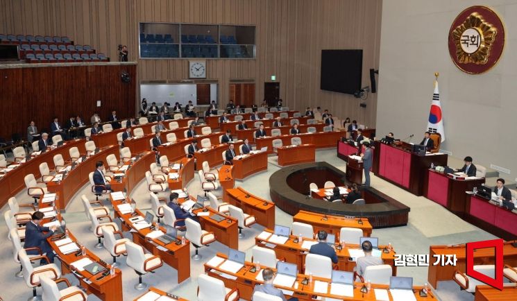 임기근 기획재정부 2차관이 1일 국회에서 열린 제426회국회(임시회) 예산결산특별위원회 제2차 전체회의에서 의원 질의에 답변하고 있다. 2025.7.1 김현민 기자
