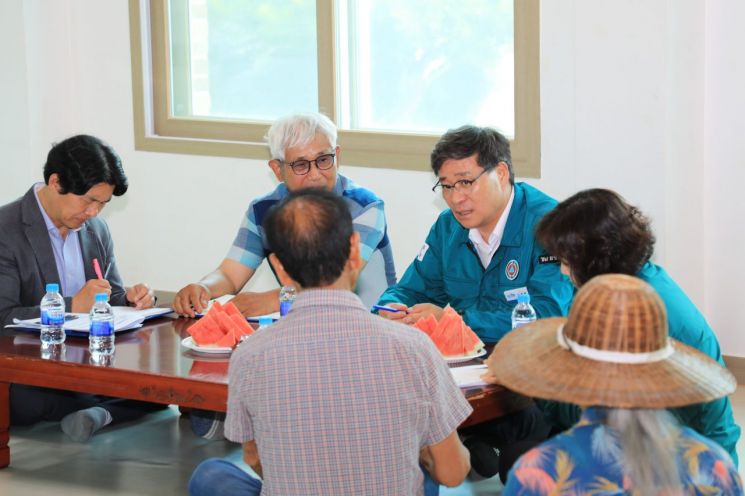 진병영 함양군수, 폭염 속 무더위 쉼터 현장 점검