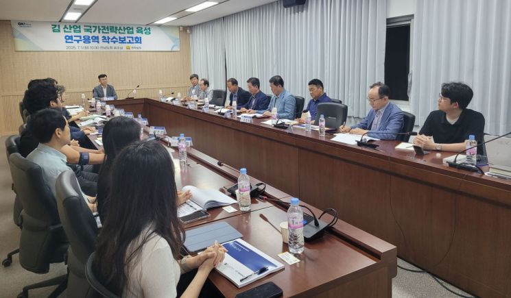전남도, 김산업 국가전략 산업 육성 속도