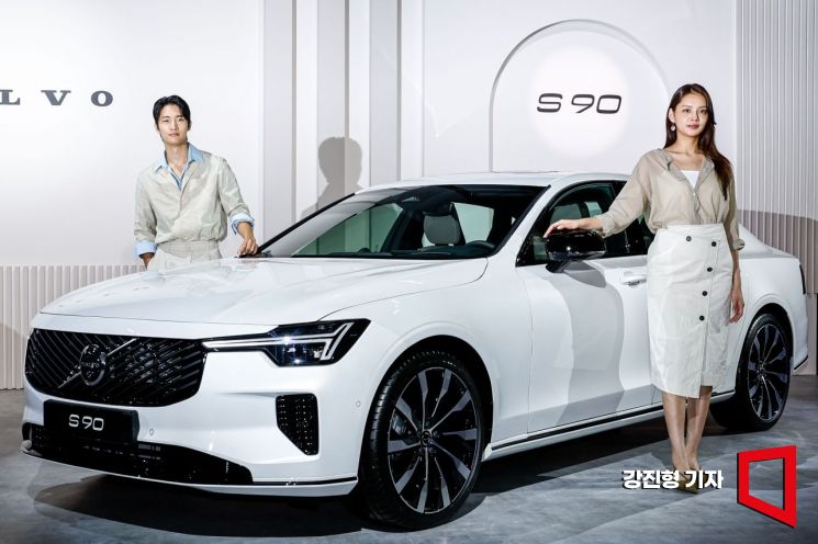 [포토] 볼보 신형 S90 출시