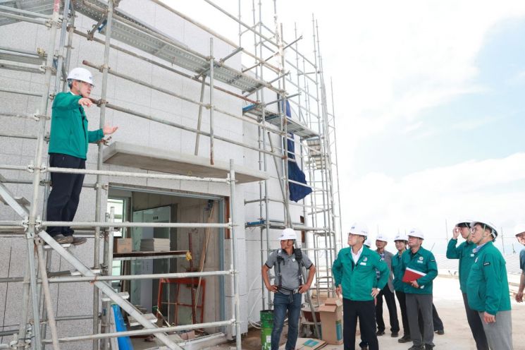 오태완 의령군수, 민선 8기 3년…변화의 물결·빛의 속도로!