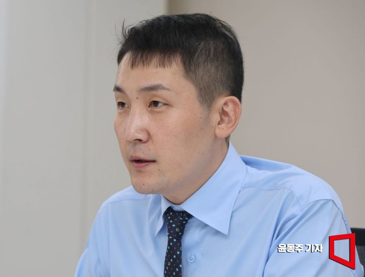 신재혁 스카이월드와이드 대표가 지난 2일 서울 강남구 사무실에서 아시아경제와 인터뷰를 하고 있다. 윤동주 기자