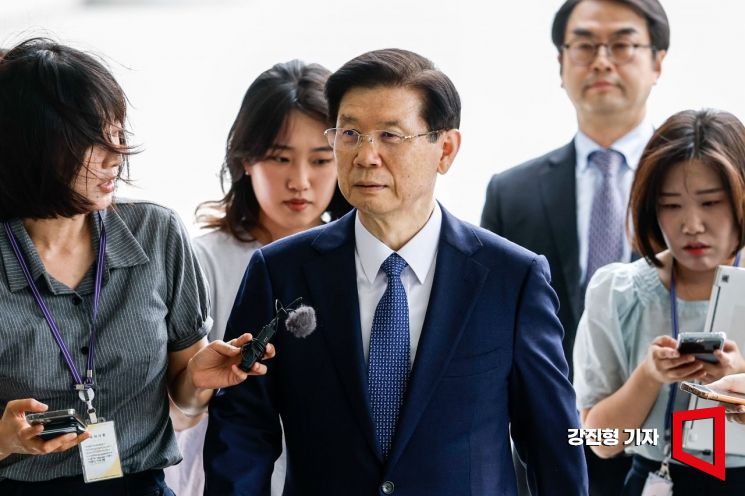 [포토] 내란 특검 출석한 박종준 전 대통령 경호처장