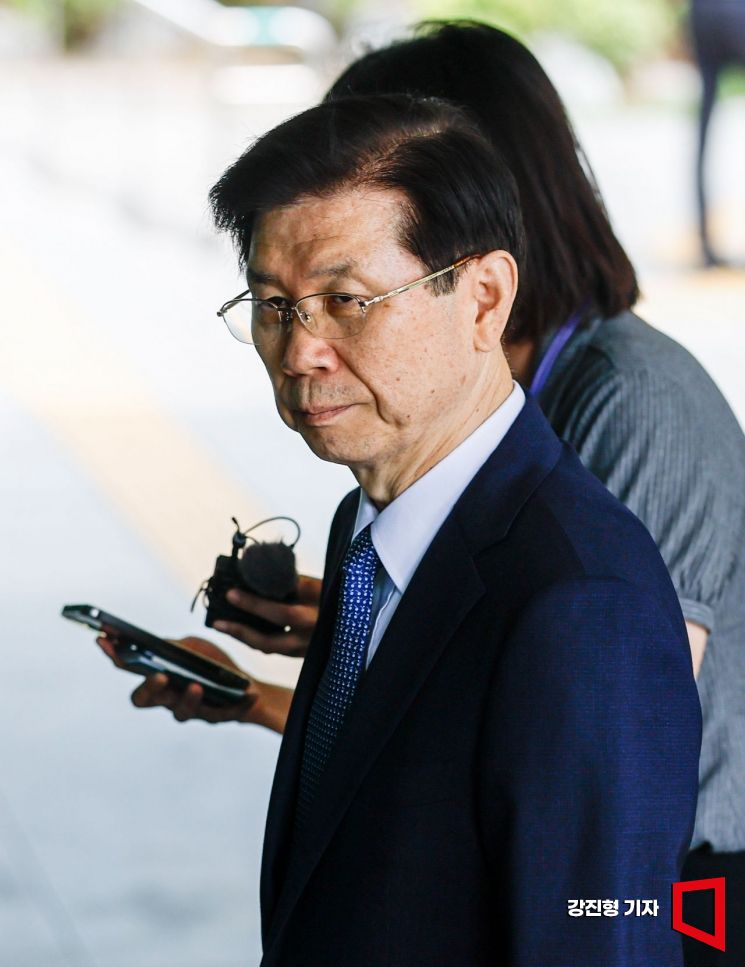 '尹 비화폰 삭제' 박종준 첫 재판서 "통화내역 삭제될 줄 몰라"…혐의 부인