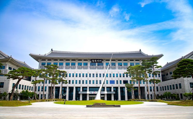 동해안 파도가 넘실대는 '영해 1주∼3주 살아보기' 청년들 초청합니다